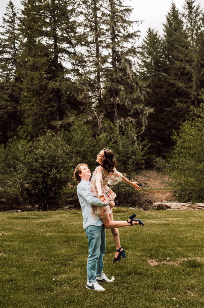 Oregon Engagement Photography - Turn Your Session Into A Date