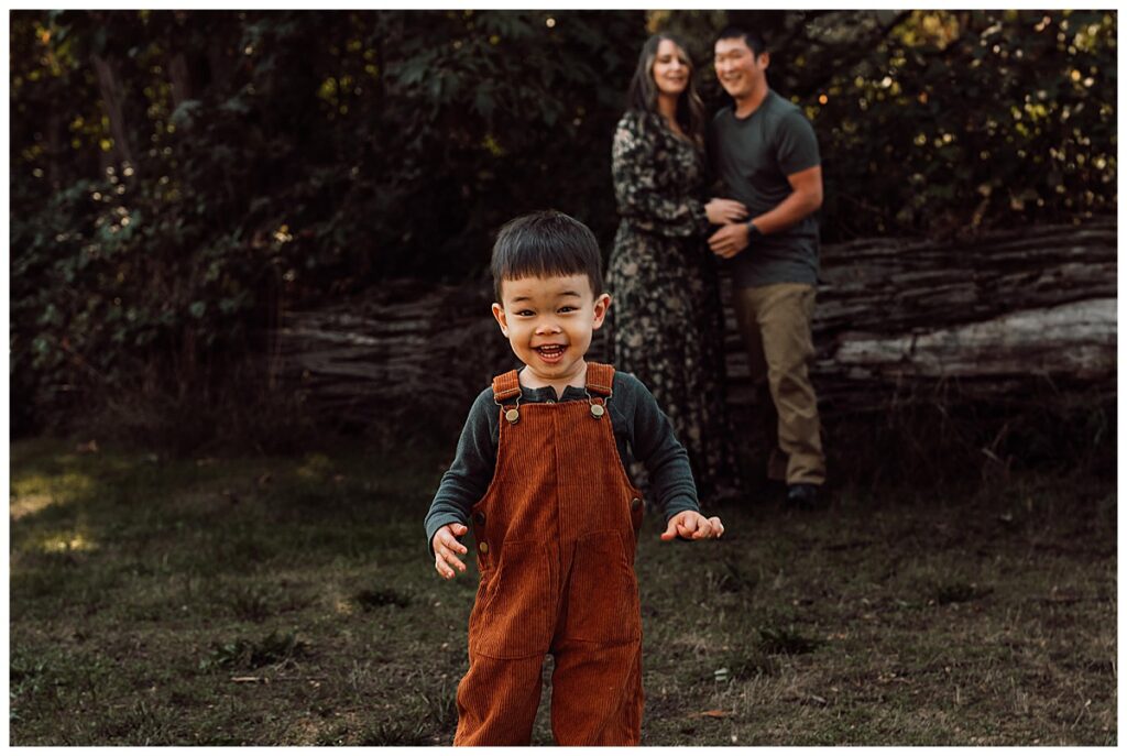 Oregon Family Photography, Photography - Why Fall is the Perfect Season for Family Sessions