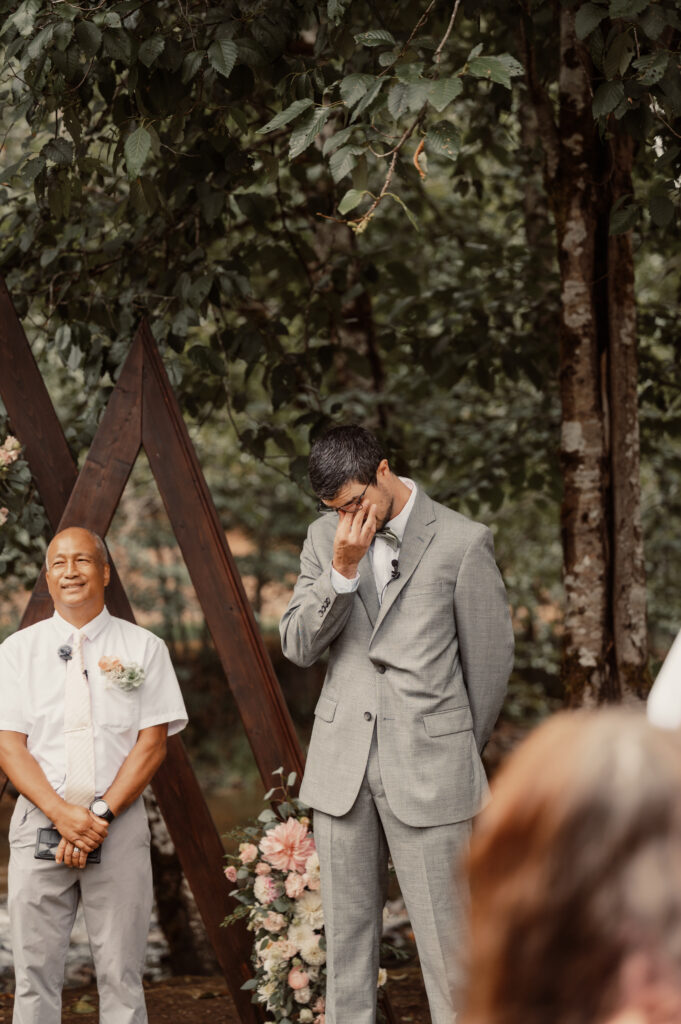 Oregon Engagement Photography, Oregon Wedding Photography, Photography - Reber's Riverside Wedding | Yamhill County Photographer