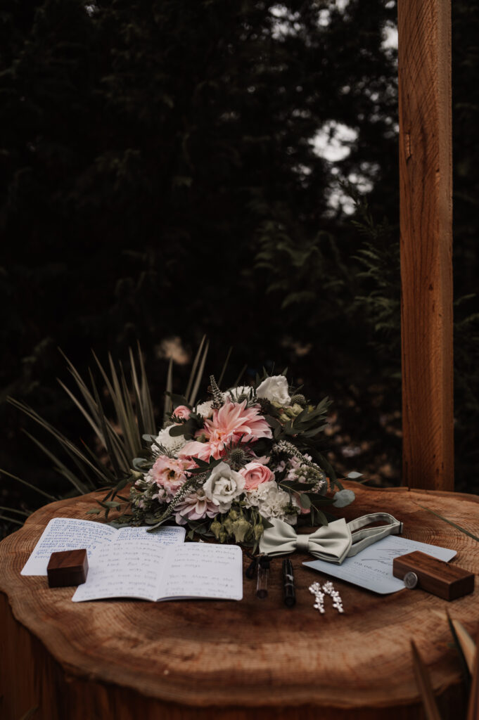 Oregon Engagement Photography, Oregon Wedding Photography, Photography - Reber's Riverside Wedding | Yamhill County Photographer