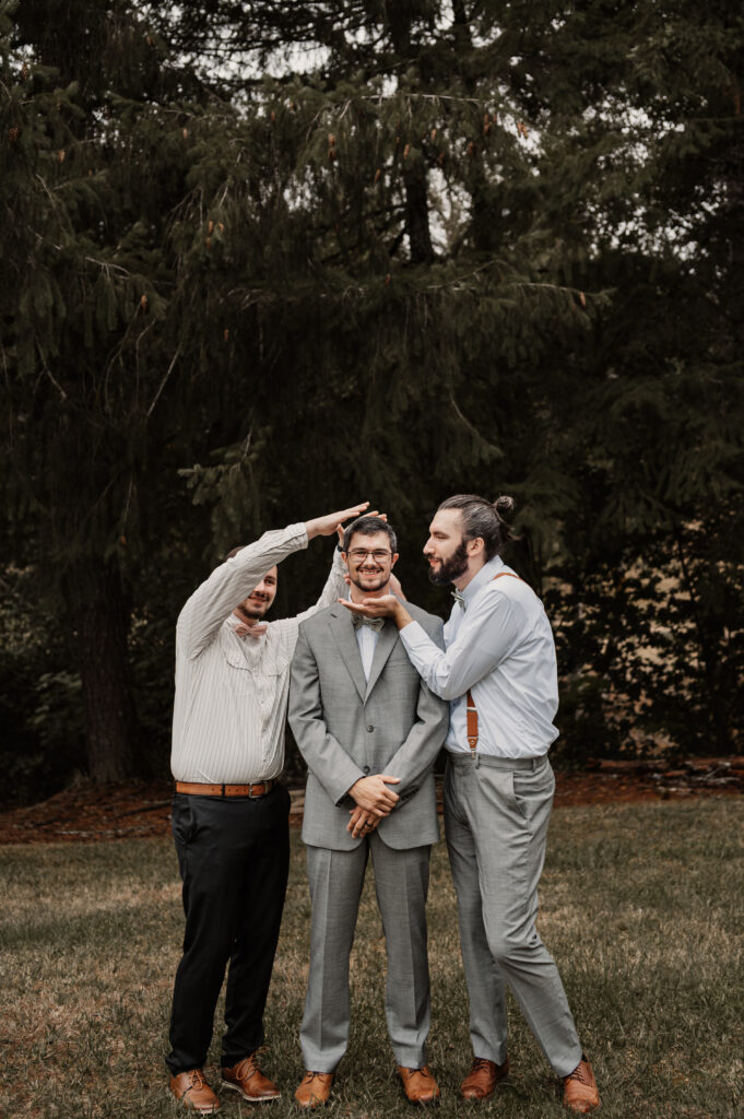 Oregon Engagement Photography, Oregon Wedding Photography, Photography - Reber's Riverside Wedding | Yamhill County Photographer